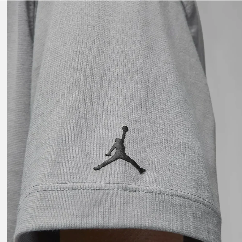 Jordan women trendy top - Picture 3 of 8